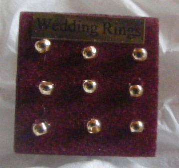 DOLLS HOUSE 1/12th WEDDING RING PAD